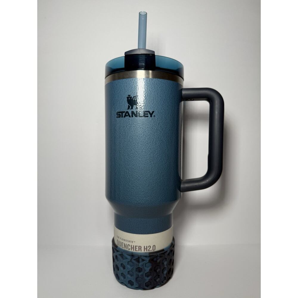 Stanley Classic HAMMERTONE LAKE BLUE 40oz Flowstate Quencher Tumbler BNWT + Boot